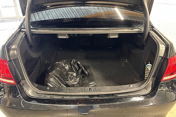 Mercedes-Benz E220 19 of 20