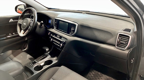 Kia Sportage 10 of 19