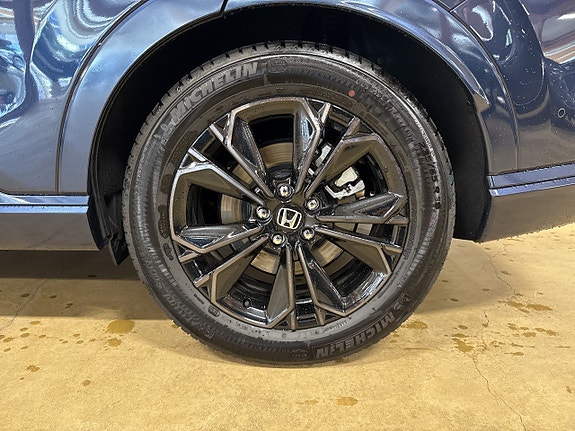 Honda CR-V 15 of 21
