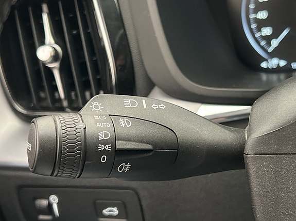 Volvo XC60 19 of 30