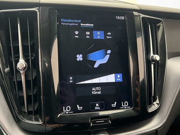 Volvo XC60 28 of 30