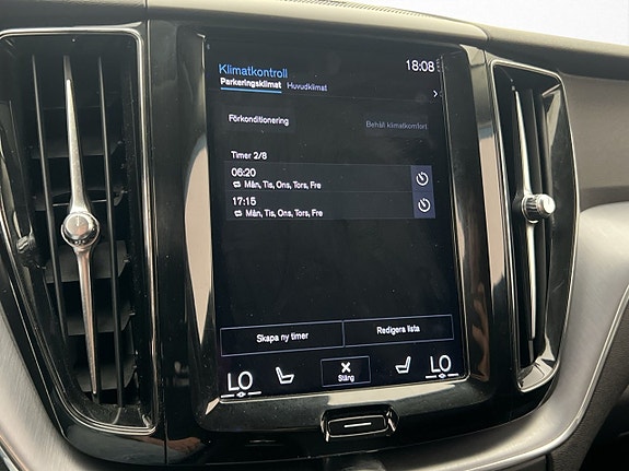 Volvo XC60 29 of 30