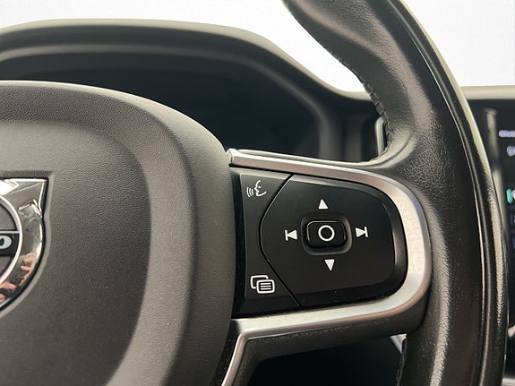 Volvo XC60 21 of 30