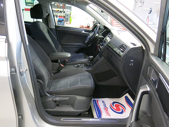Volkswagen Tiguan 22 of 29