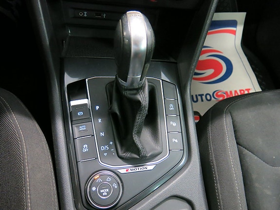 Volkswagen Tiguan 25 of 29
