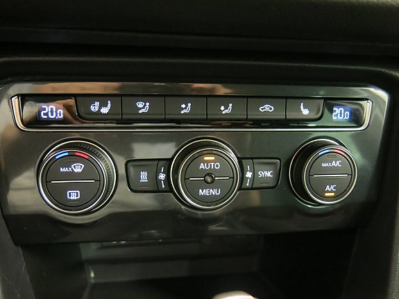 Volkswagen Tiguan 26 of 29