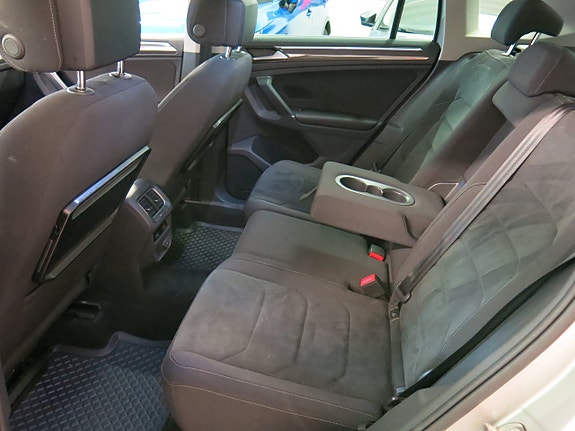 Volkswagen Tiguan 29 of 29