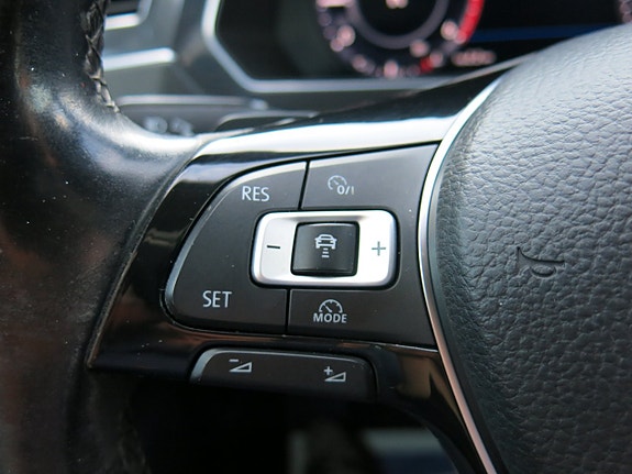 Volkswagen Tiguan 14 of 29