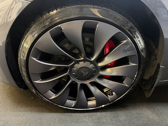 Tesla Model 3 22 of 23