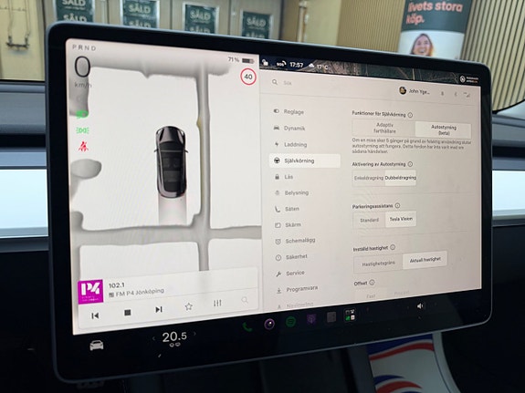 Tesla Model 3 17 of 23