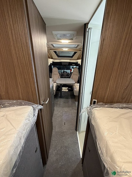 Eura Mobil Profila T 726 EF MB 17 of 17