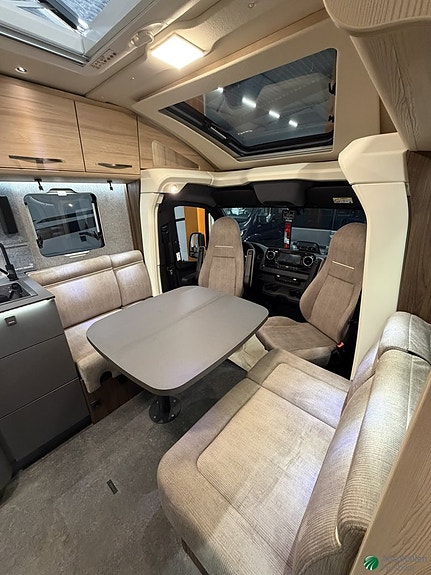 Eura Mobil Profila T 726 EF MB 8 of 17
