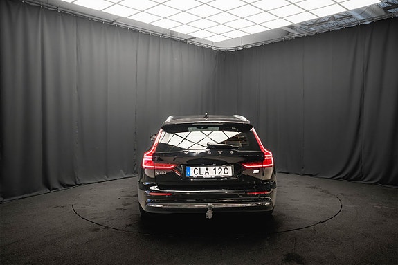 Volvo V60 8 of 25