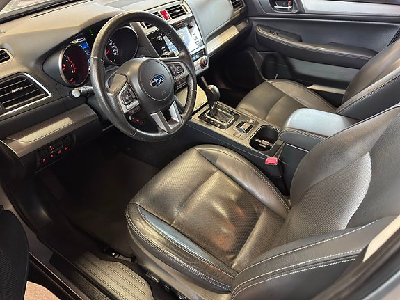Subaru Outback 7 of 18