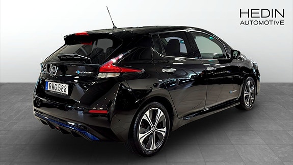 Nissan Leaf 2 of 13