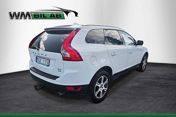 Volvo XC60 3 of 4