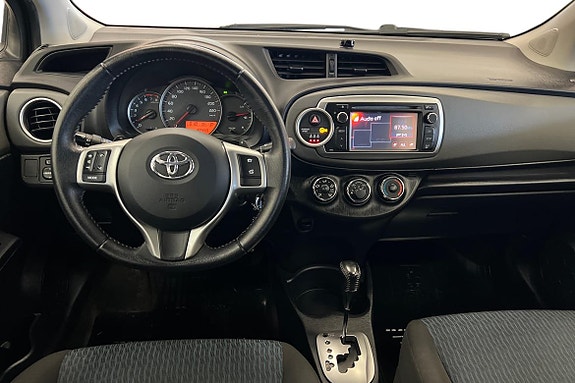 Toyota Yaris 10 of 21