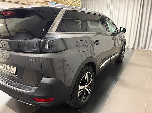 Peugeot 5008 4 of 16
