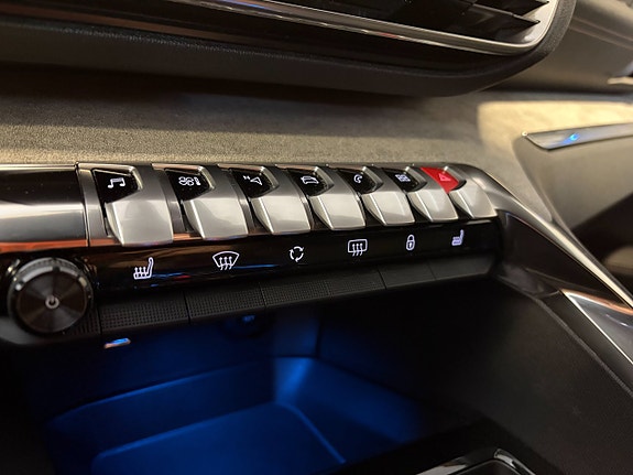 Peugeot 5008 11 of 16