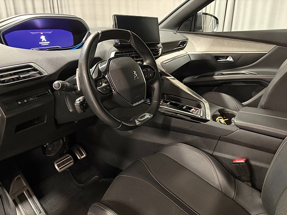 Peugeot 5008 8 of 16