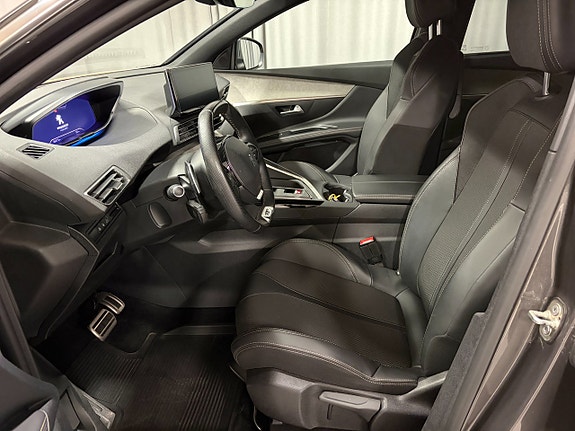 Peugeot 5008 7 of 16