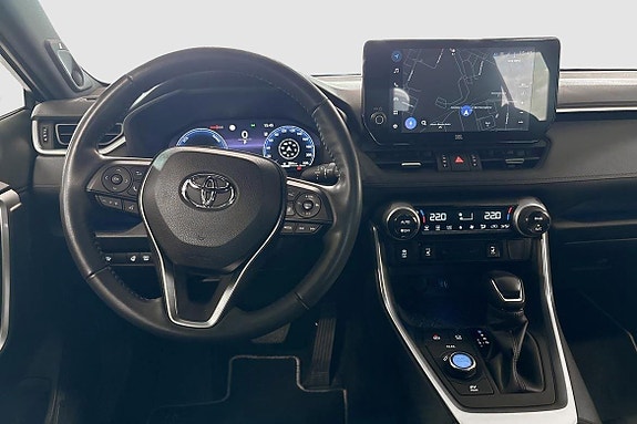 Toyota RAV4 11 of 14