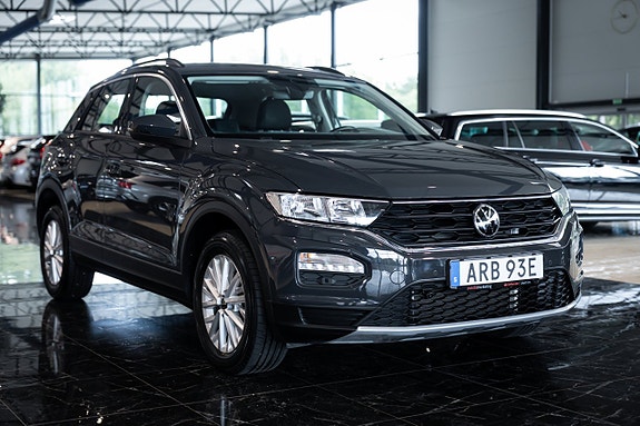 Volkswagen T-Roc 3 of 27