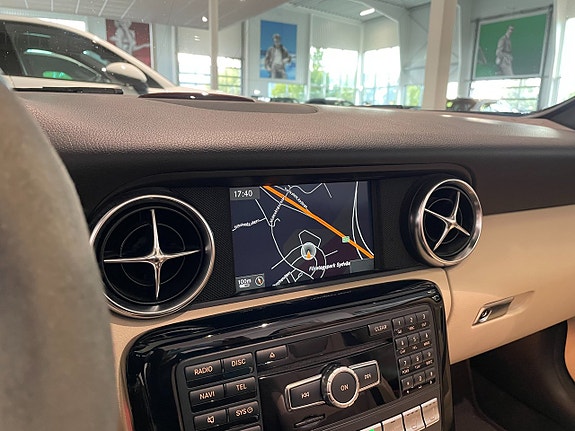 Mercedes-Benz SLK55 15 of 17