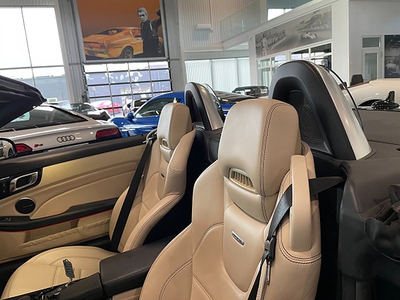 Mercedes-Benz SLK55 11 of 17