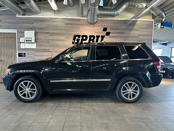 Jeep Grand Cherokee 2 of 25