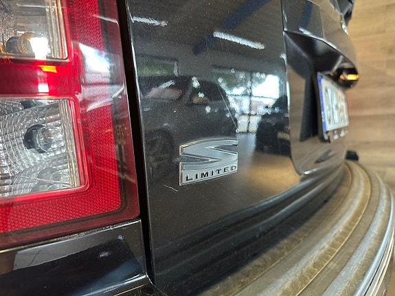 Jeep Grand Cherokee 23 of 25