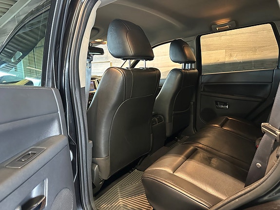 Jeep Grand Cherokee 10 of 25