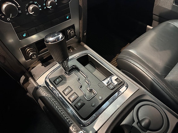 Jeep Grand Cherokee 17 of 25