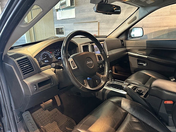 Jeep Grand Cherokee 7 of 25