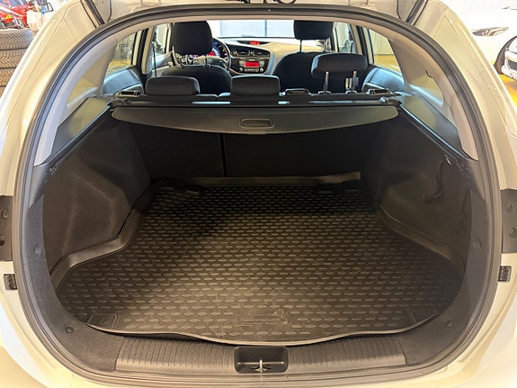 Kia Ceed 14 of 14