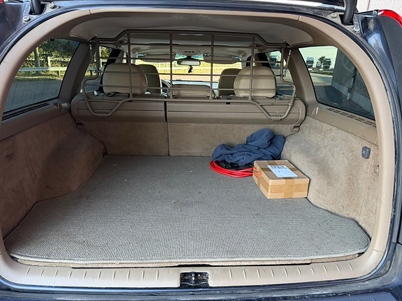 Volvo V70 10 of 22