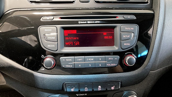 Kia Ceed 12 of 16