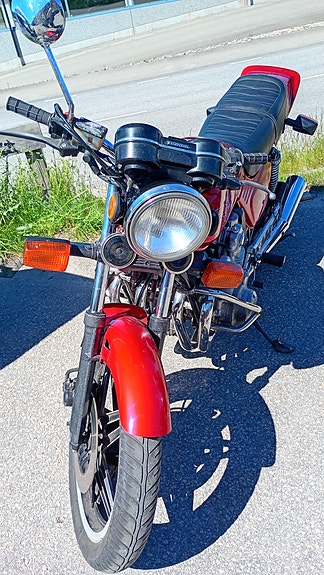 Honda CB750F 12 of 19
