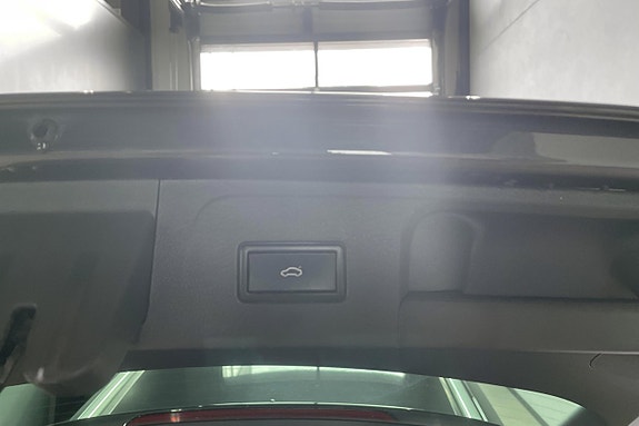 Volkswagen Passat Alltrack 25 of 26