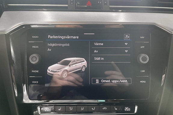 Volkswagen Passat Alltrack 22 of 26