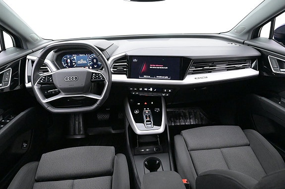 Audi Q4 e-tron 6 of 27