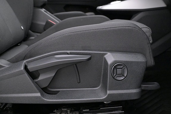 Audi Q4 e-tron 14 of 27
