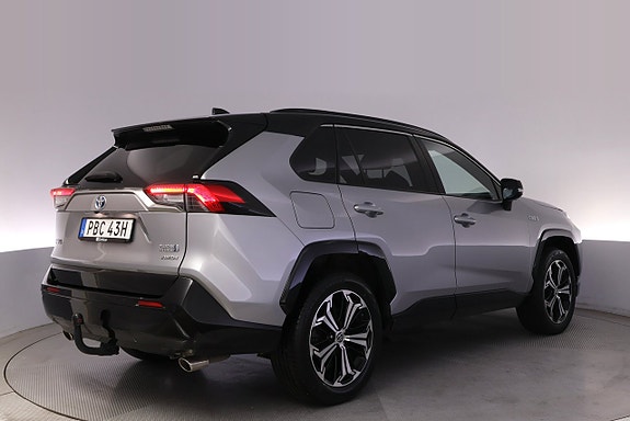 Toyota RAV4 Plug-in Hybrid 5 of 27