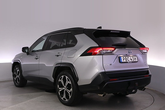 Toyota RAV4 Plug-in Hybrid 4 of 27