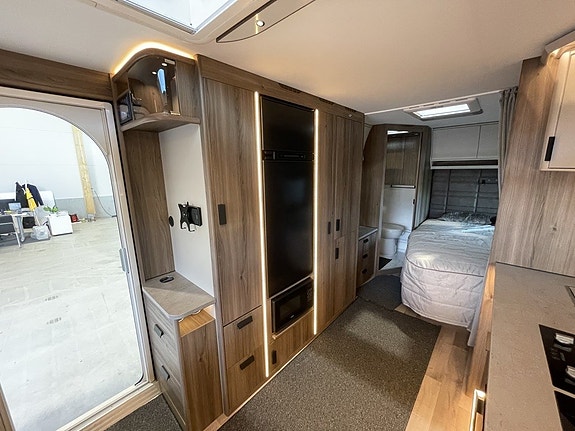Kabe Royal 600 XL Franskbädd/Alde/Ugn/Året runt standard 12 of 12
