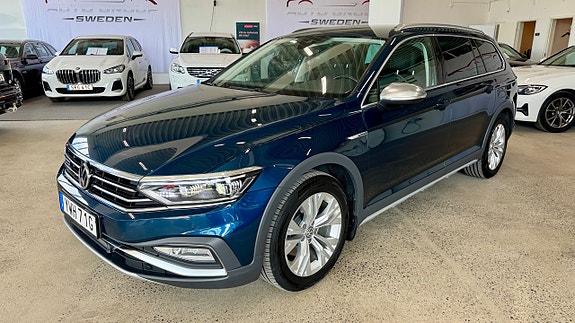 Volkswagen Passat Alltrack 7 of 16