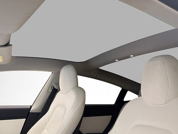 Tesla Model 3 17 of 30