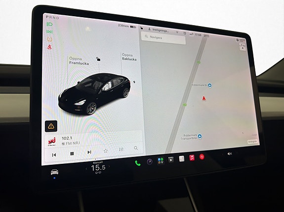 Tesla Model 3 18 of 30