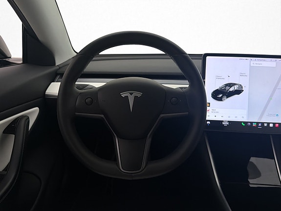 Tesla Model 3 15 of 30