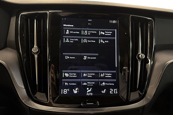 Volvo V60 Cross Country 21 of 25